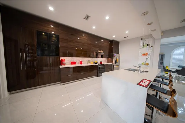 $699,800 | 1369 Glenwick Drive, Windermere, FL 34786