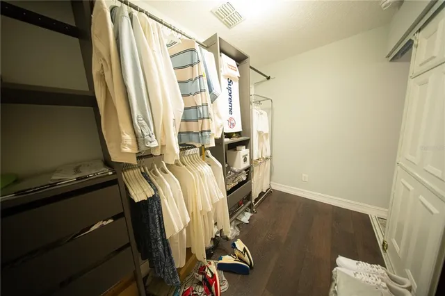 $699,800 | 1369 Glenwick Drive, Windermere, FL 34786