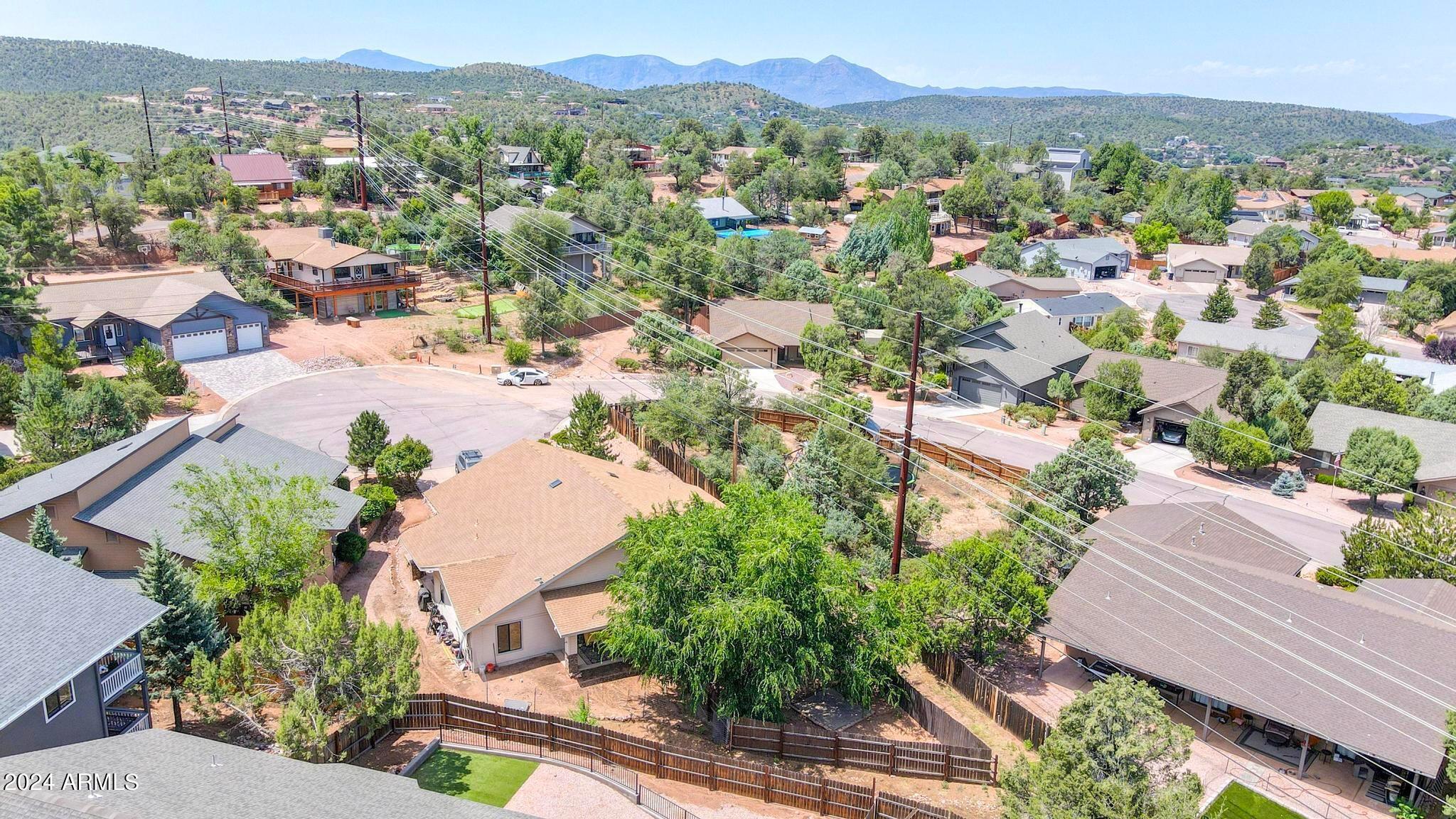315 South Golden Bear Point Payson, AZ 85541 - Photo 27 of 29 an aerial view of residential houses with outdoor space and trees