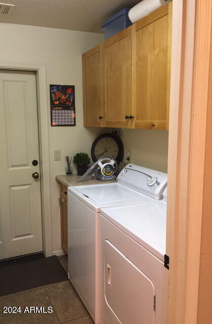 315 South Golden Bear Point Payson, AZ 85541 - Photo 9 of 29 a utility room with dryer and washer