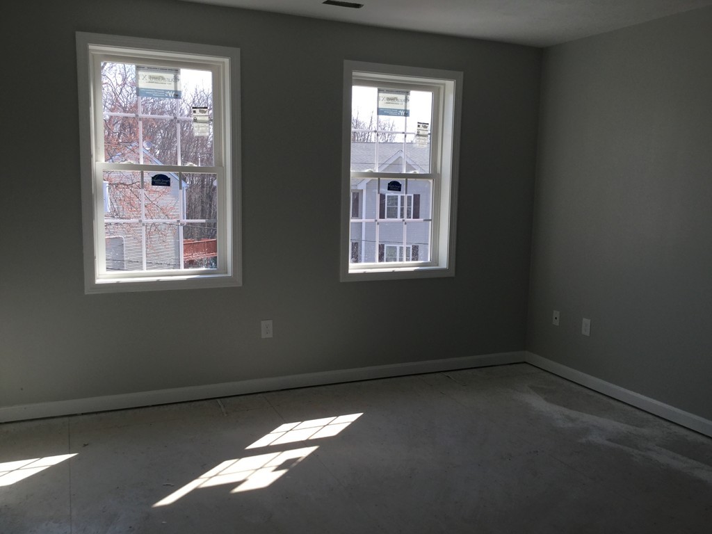 49 B Pine Hill Road Worcester, MA 01604 - Photo 8 of 11 Gallery Image 8