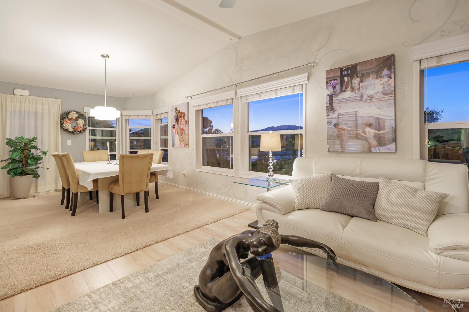 376 Glacier Way San Rafael, CA 94903 - Photo 8 of 30