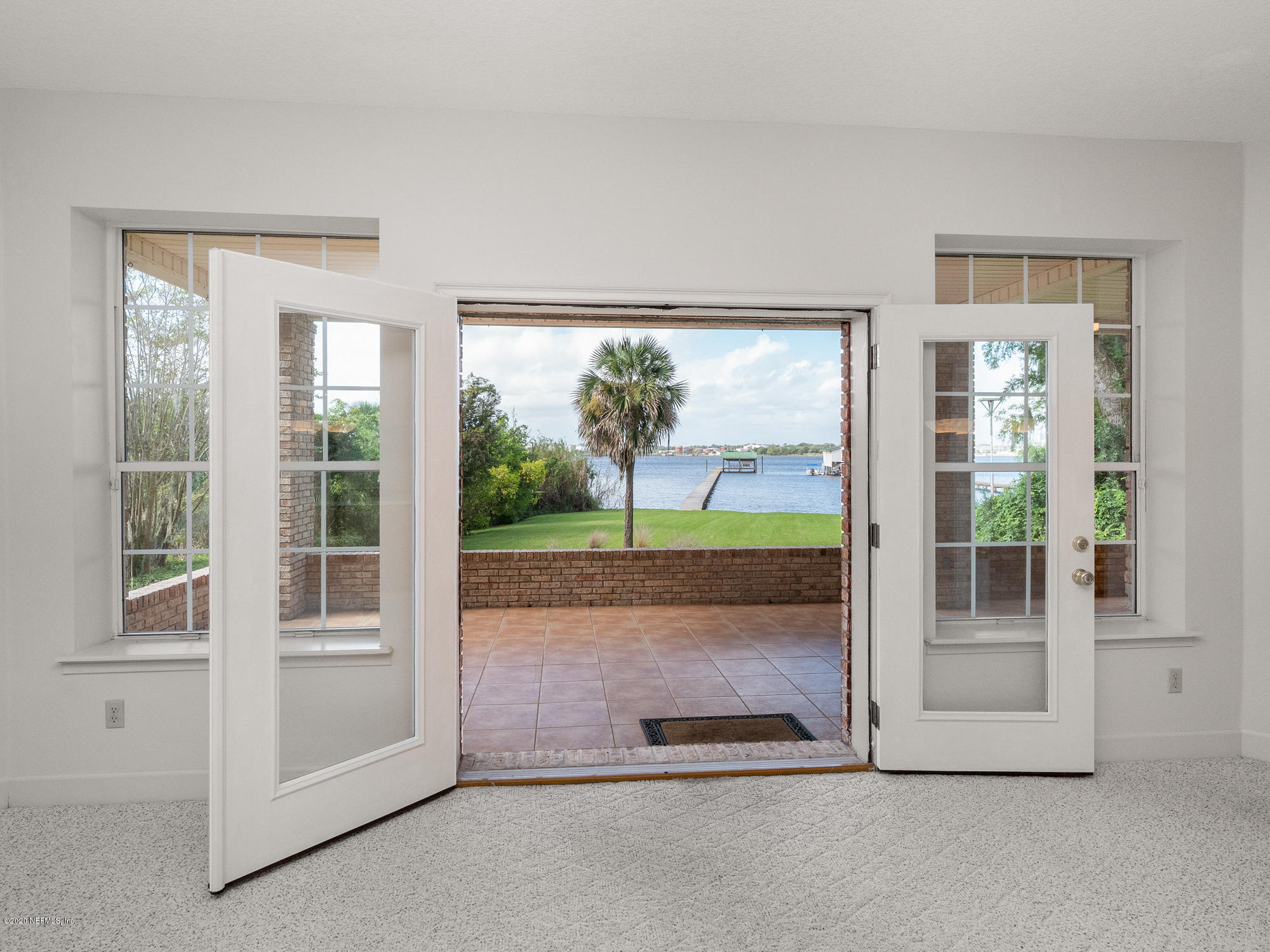 3664 Spinnaker Court Jacksonville, FL 32277 - Photo 25 of 42 a view of entryway with window