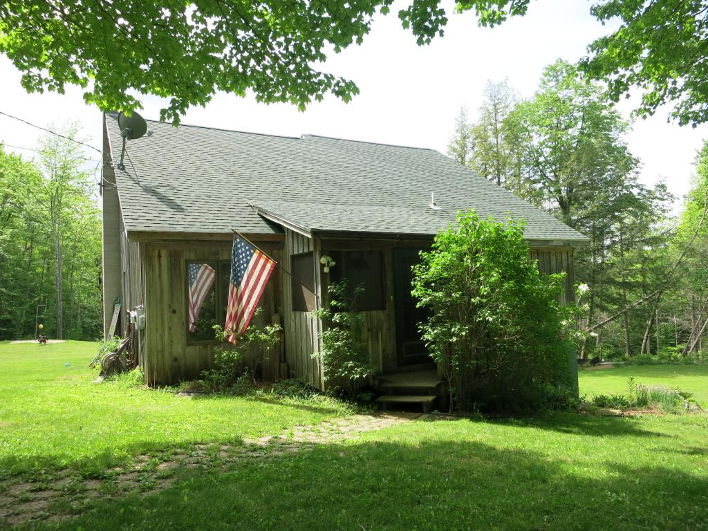 31 Blue Rock Road Richmond, VT 05477 - Photo 2 of 28