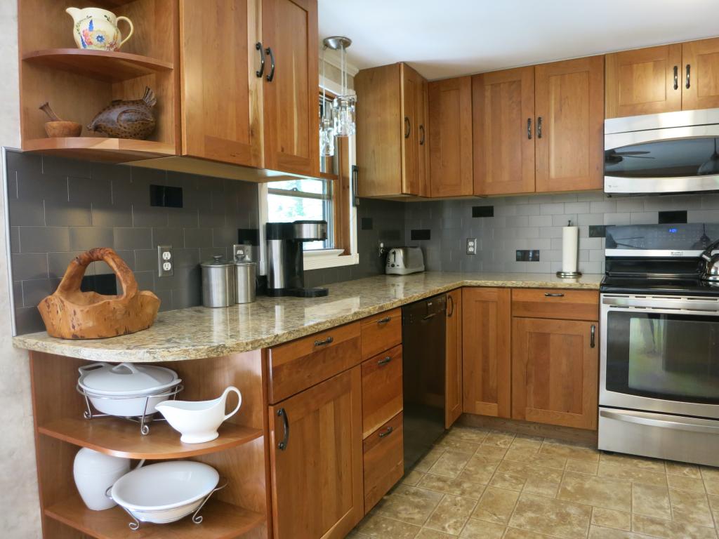 31 Blue Rock Road Richmond, VT 05477 - Photo 9 of 28