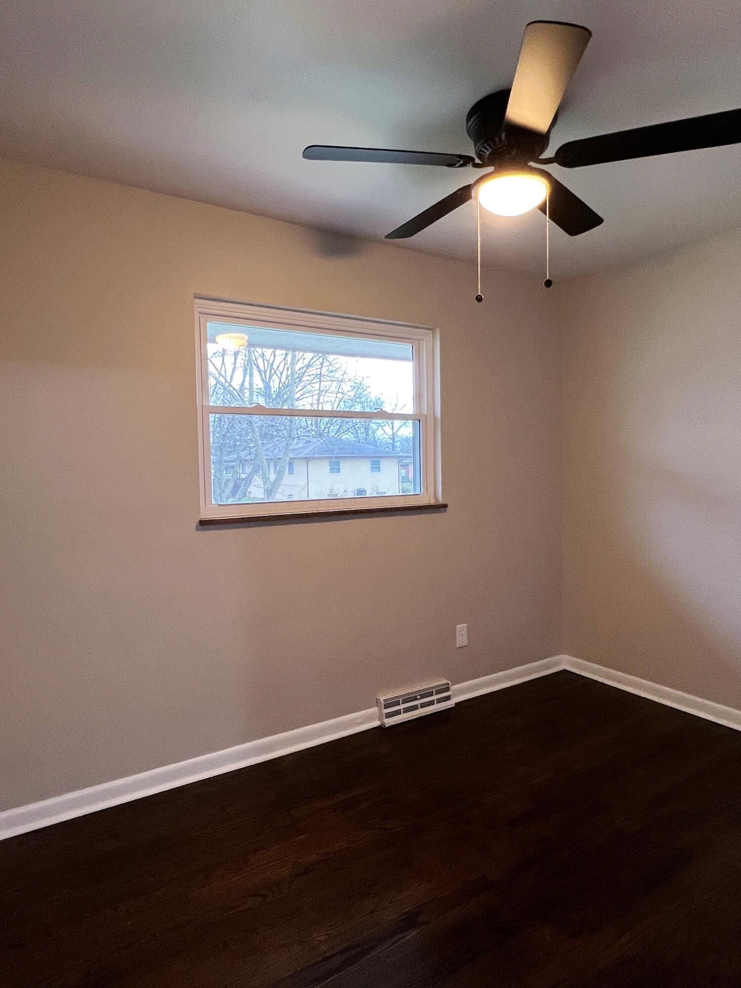 996 Wetmore Road Columbus, OH 43224 - Photo 7 of 22 996 Wetmore - First Bedroom I