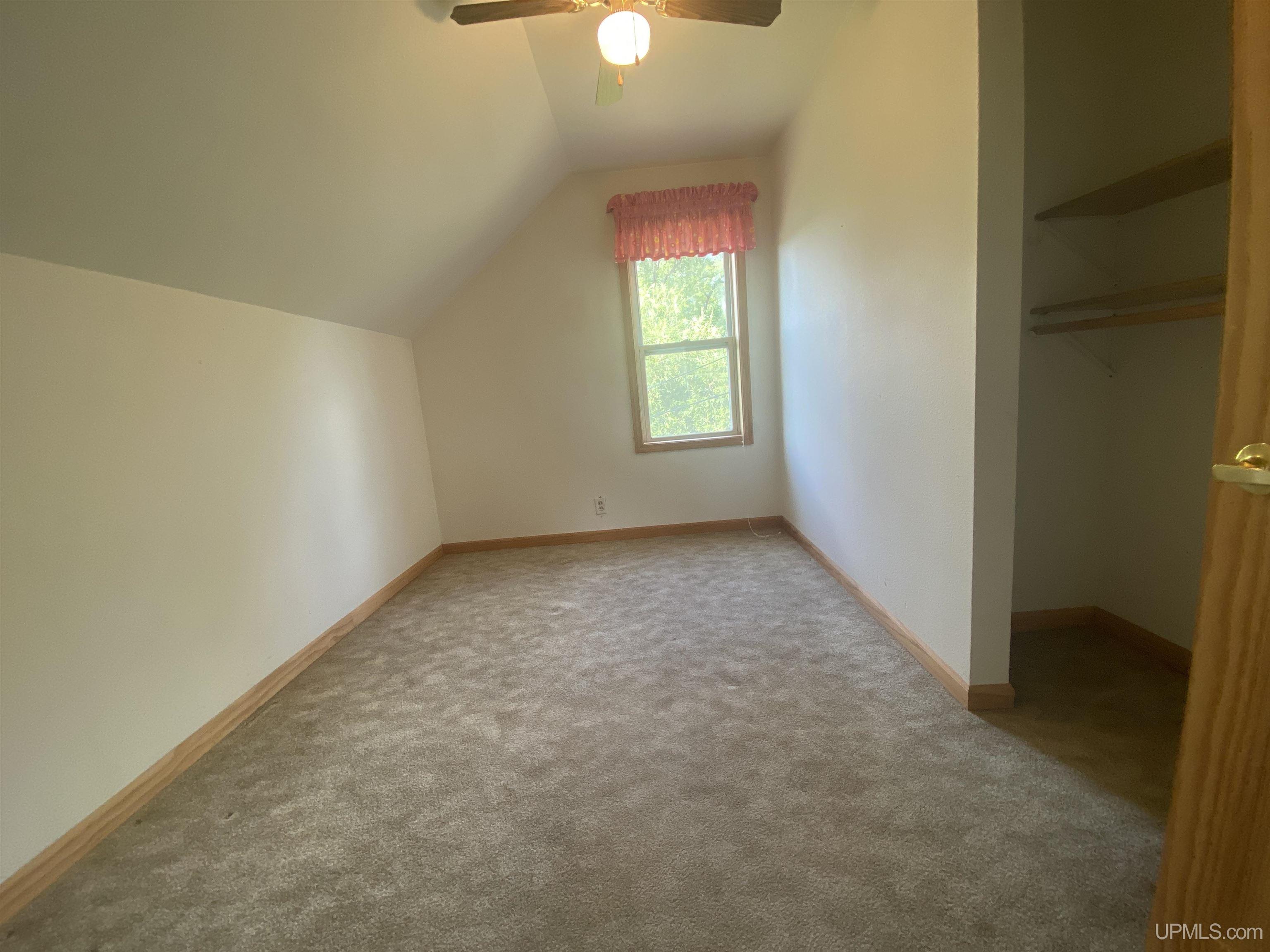 8204 Center Ramsay, MI 49959 - Photo 14 of 19 Gallery Image 14