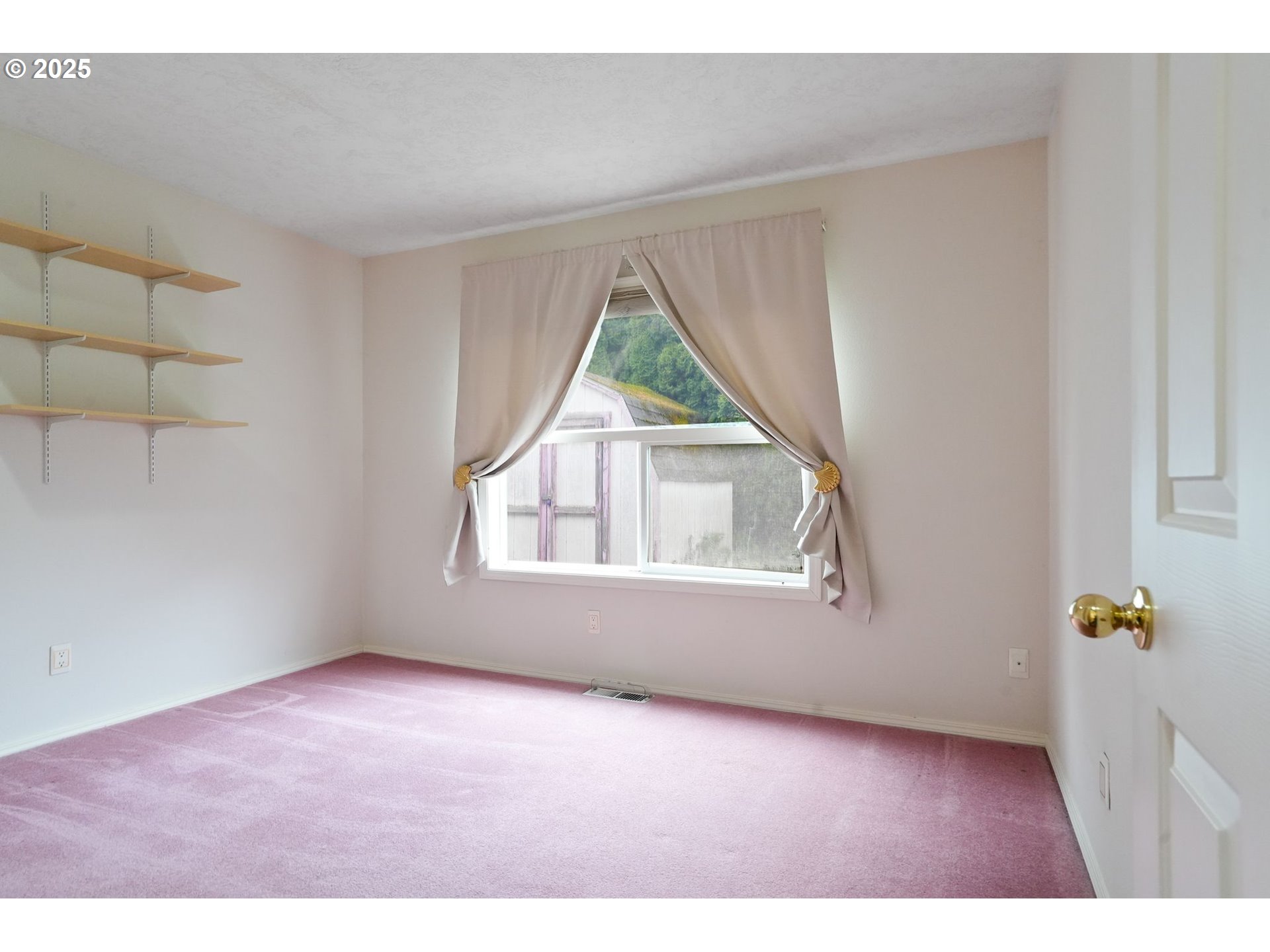 4357 Northside Drive Northeast Keizer, OR 97303 - Photo 25 of 43