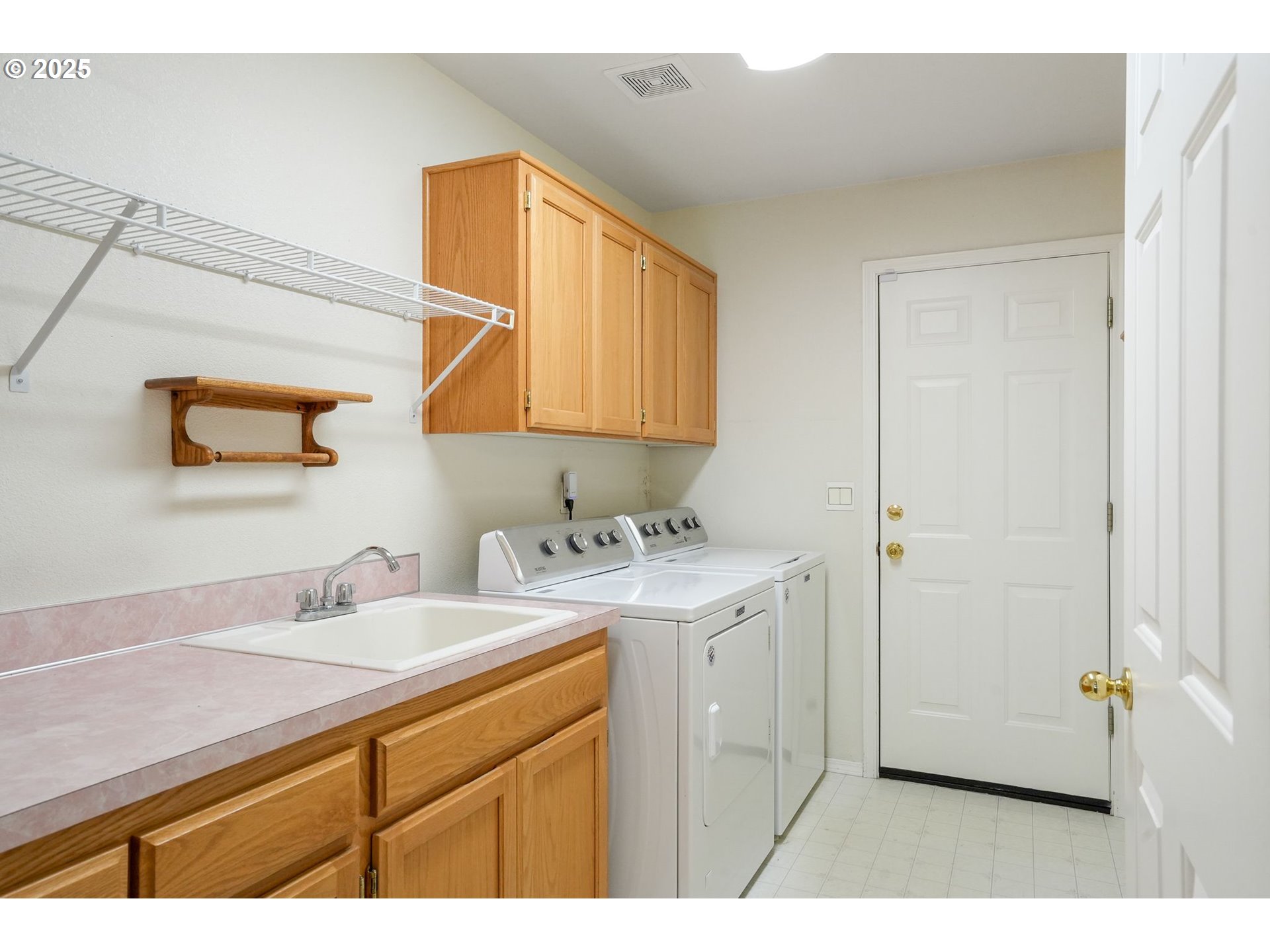 4357 Northside Drive Northeast Keizer, OR 97303 - Photo 37 of 43