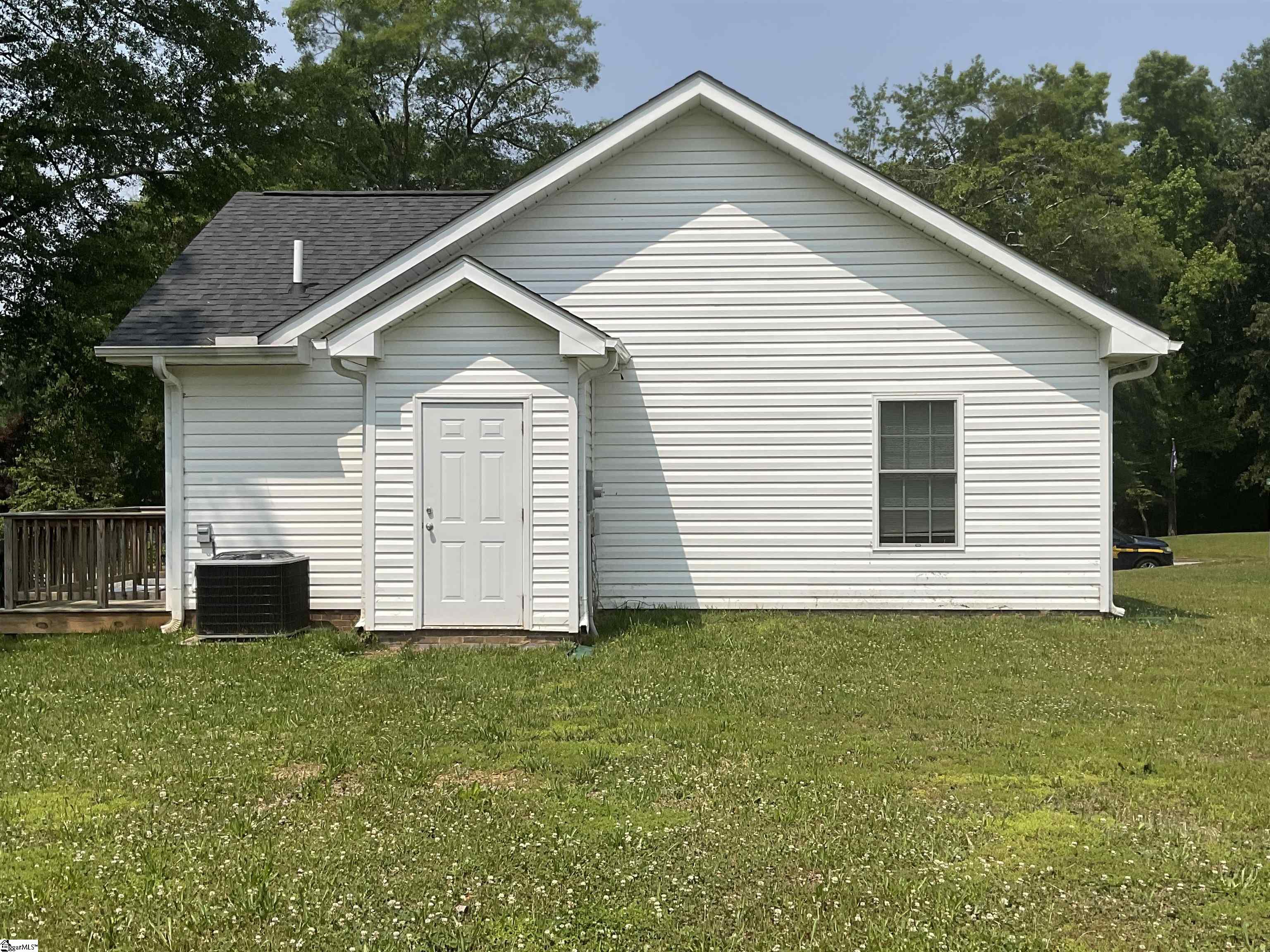434 Lindberg Street Slater, SC 29683 - Photo 12 of 14 Gallery Image 12