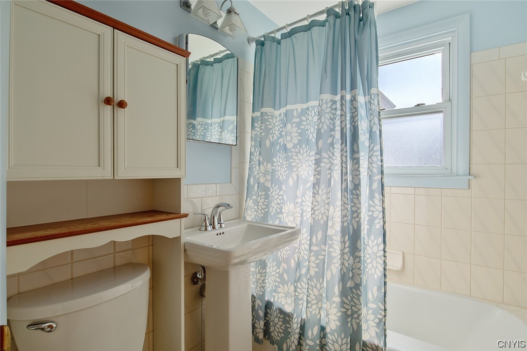 Undisclosed Address Camillus, NY 13031 - Photo 30 of 35