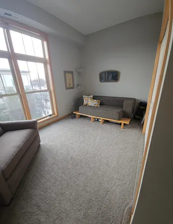 $2,800 | 2201 Village Lane, Unit 405, Bloomington, MN 55431