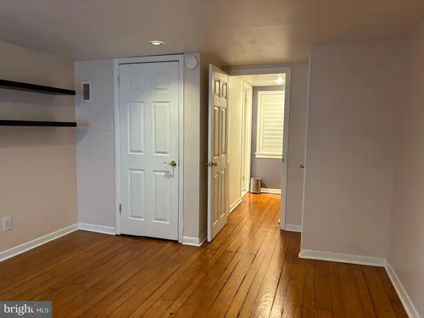 $2,575 | 912 Waverly Street, Philadelphia, PA 19147