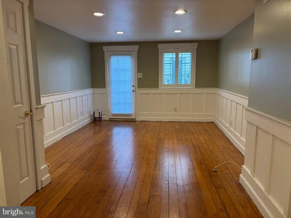 $2,575 | 912 Waverly Street, Philadelphia, PA 19147