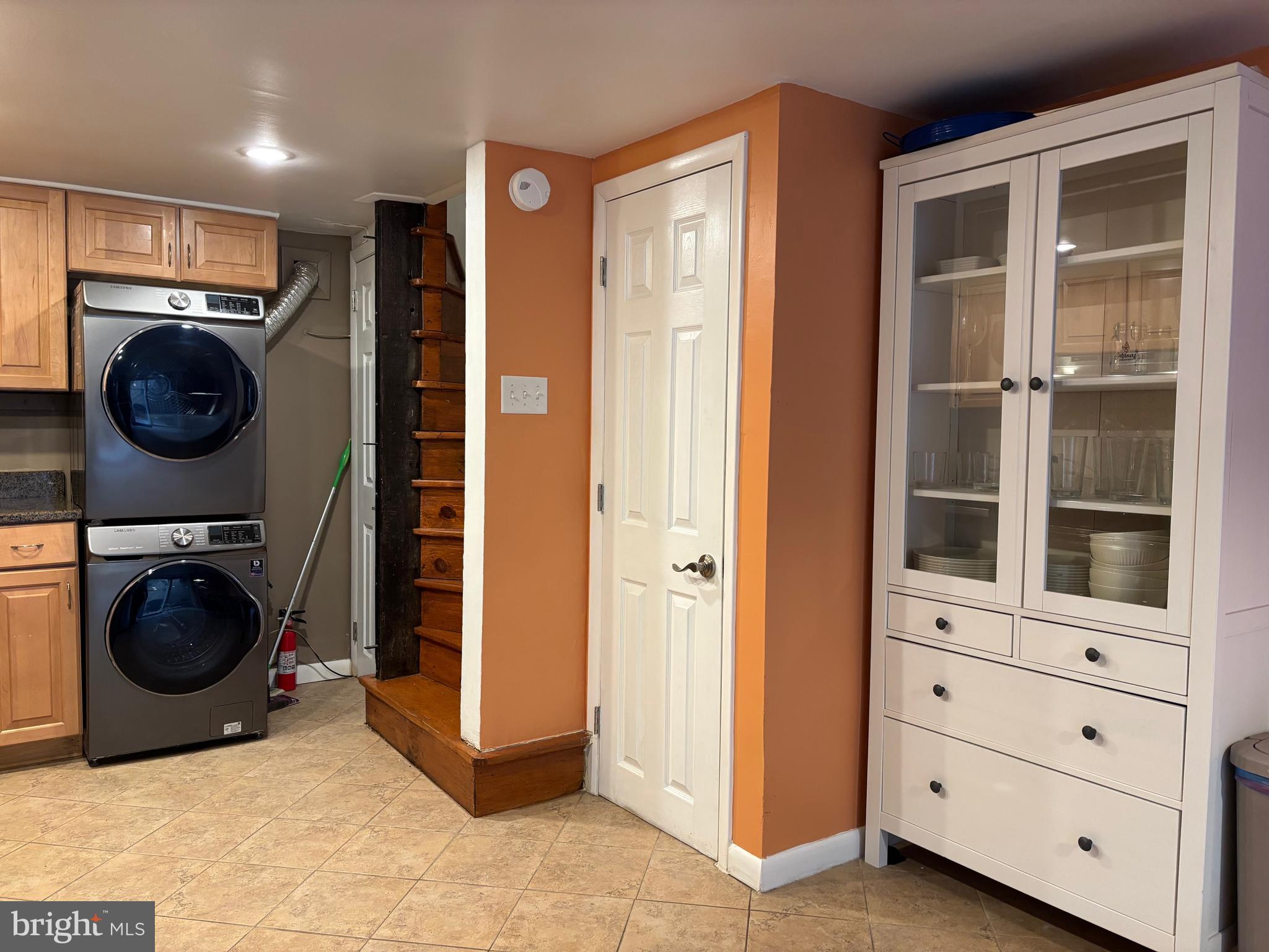 912 Waverly Street Philadelphia, PA 19147 - Photo 6 of 28