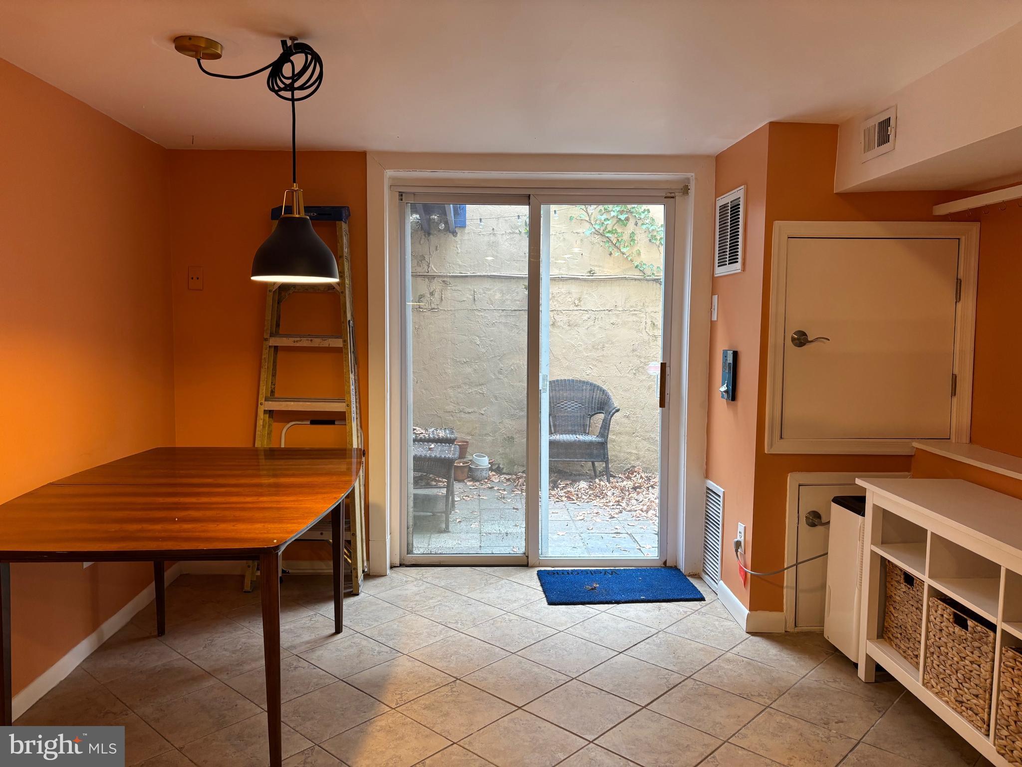 912 Waverly Street Philadelphia, PA 19147 - Photo 10 of 28