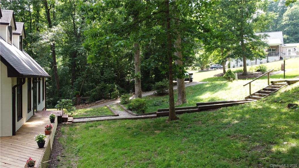 1782 Little John Road Morganton, NC 28655 - Photo 5 of 48 Gallery Image 5