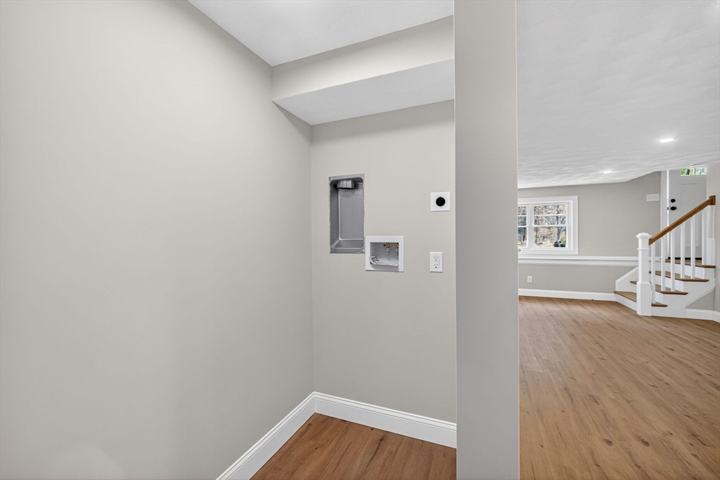 13 Radcliffe Road, Unit B Billerica, MA 01821 - Photo 8 of 19