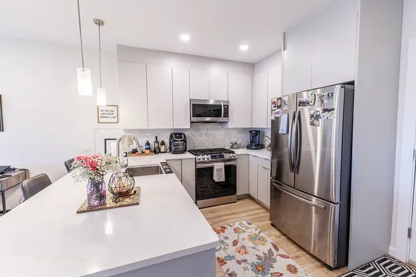 $3,200 | 458 Washington Street, Unit 304, Boston, MA 02135