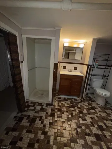 $3,700 | 137 North 17th Street, Bloomfield, NJ 07003