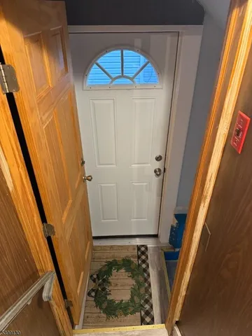 $3,700 | 137 North 17th Street, Bloomfield, NJ 07003