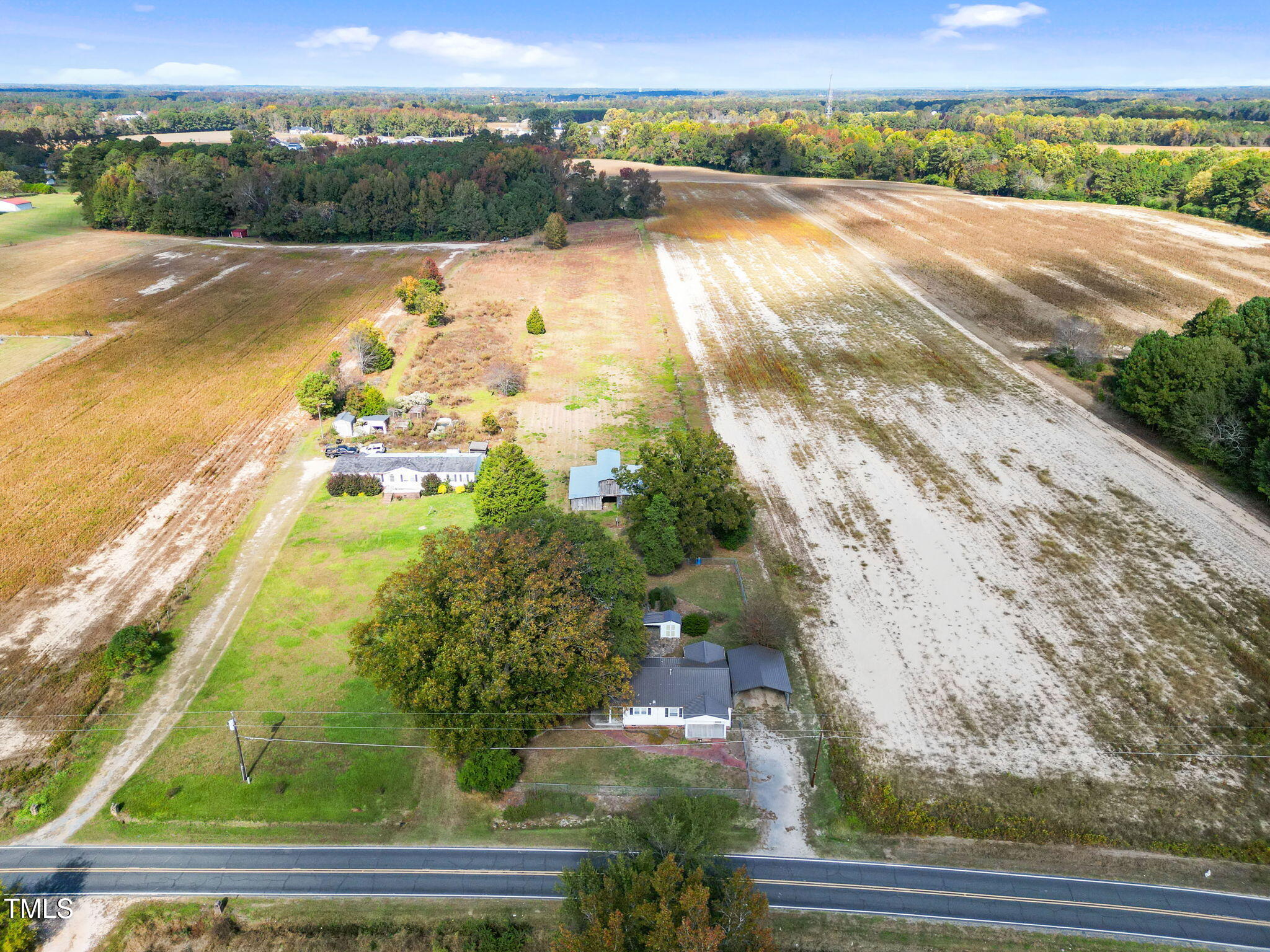 355 Wise Road Dunn, NC 28334 - Photo 1 of 27 1-web-or-mls-DJI_0284