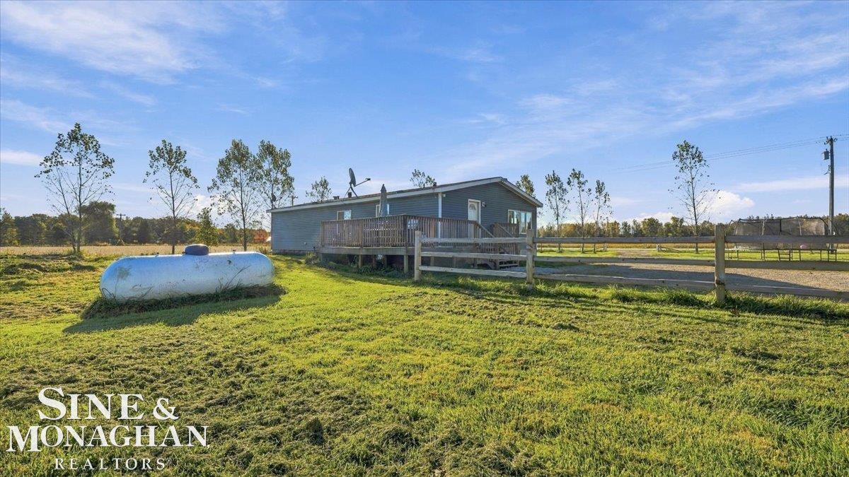 7570 Imlay City Road Avoca, MI 48006 - Photo 35 of 38 Gallery Image 35