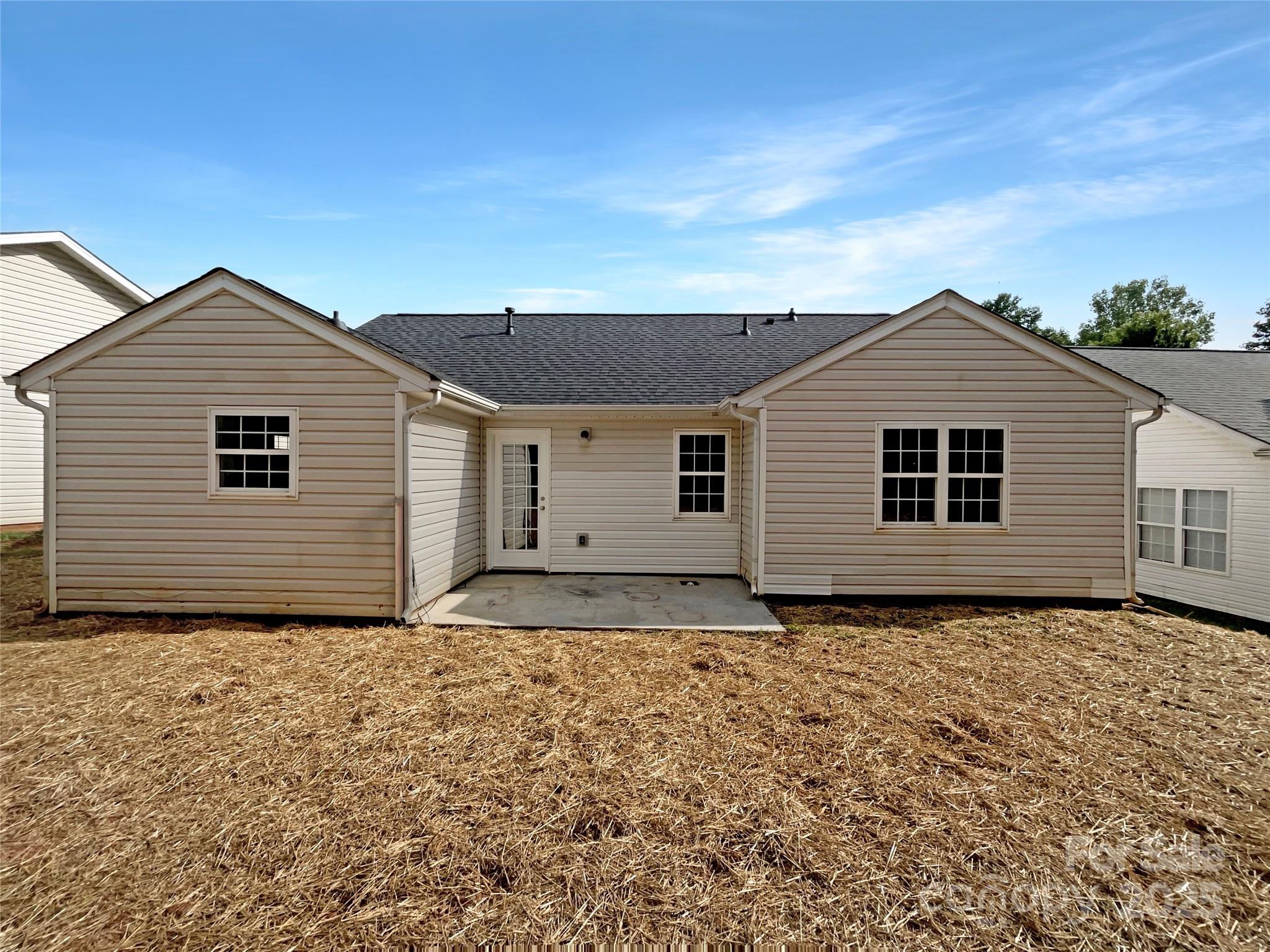 8219 Pozzi Road Charlotte, NC 28216 - Photo 8 of 20 Gallery Image 8