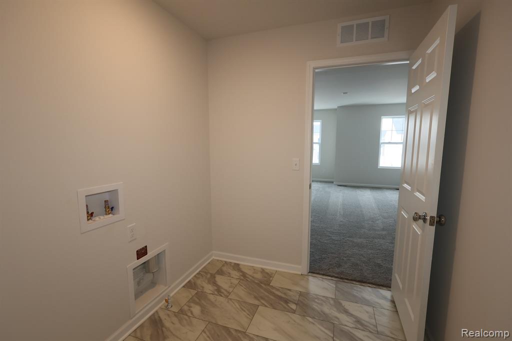 54757 Mockingbird Chesterfield, MI 48047 - Photo 24 of 26
