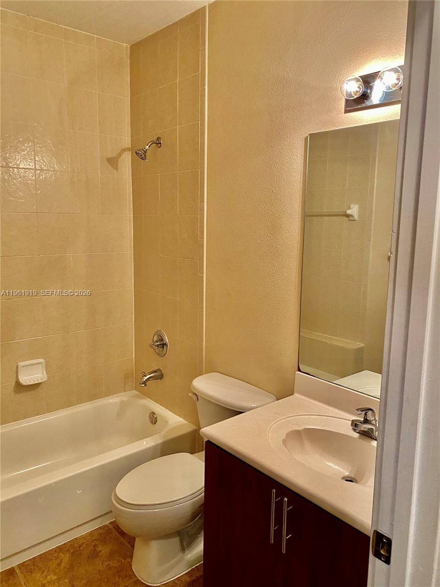 11115 West Okeechobee Road, Unit 109 Hialeah Gardens, FL 33018 - Photo 22 of 24
