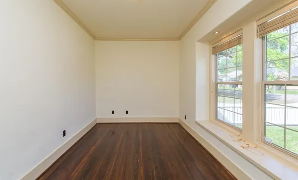 $2,800 | 722 East 25th Street, Houston, TX 77008