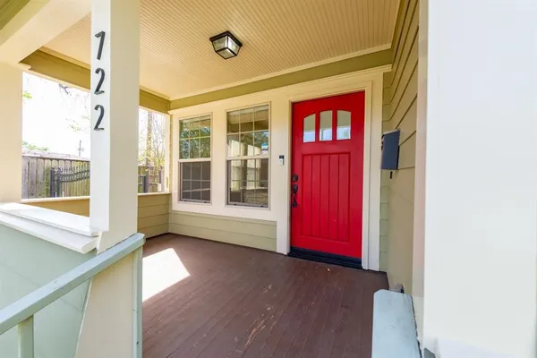 $2,800 | 722 East 25th Street, Houston, TX 77008