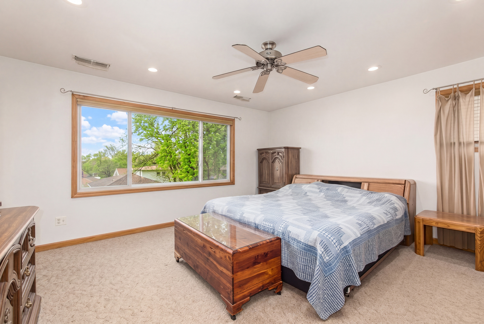 8233 North Octavia Avenue Niles, IL 60714 - Photo 12 of 30