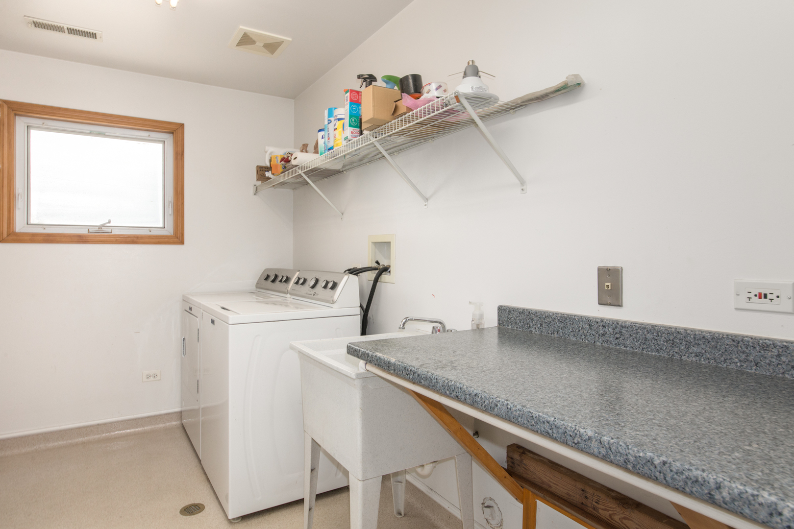 8233 North Octavia Avenue Niles, IL 60714 - Photo 17 of 30