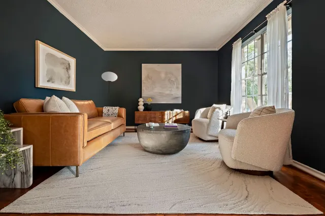 $885,000 | 3908 Knollwood Drive, Austin, TX 78731