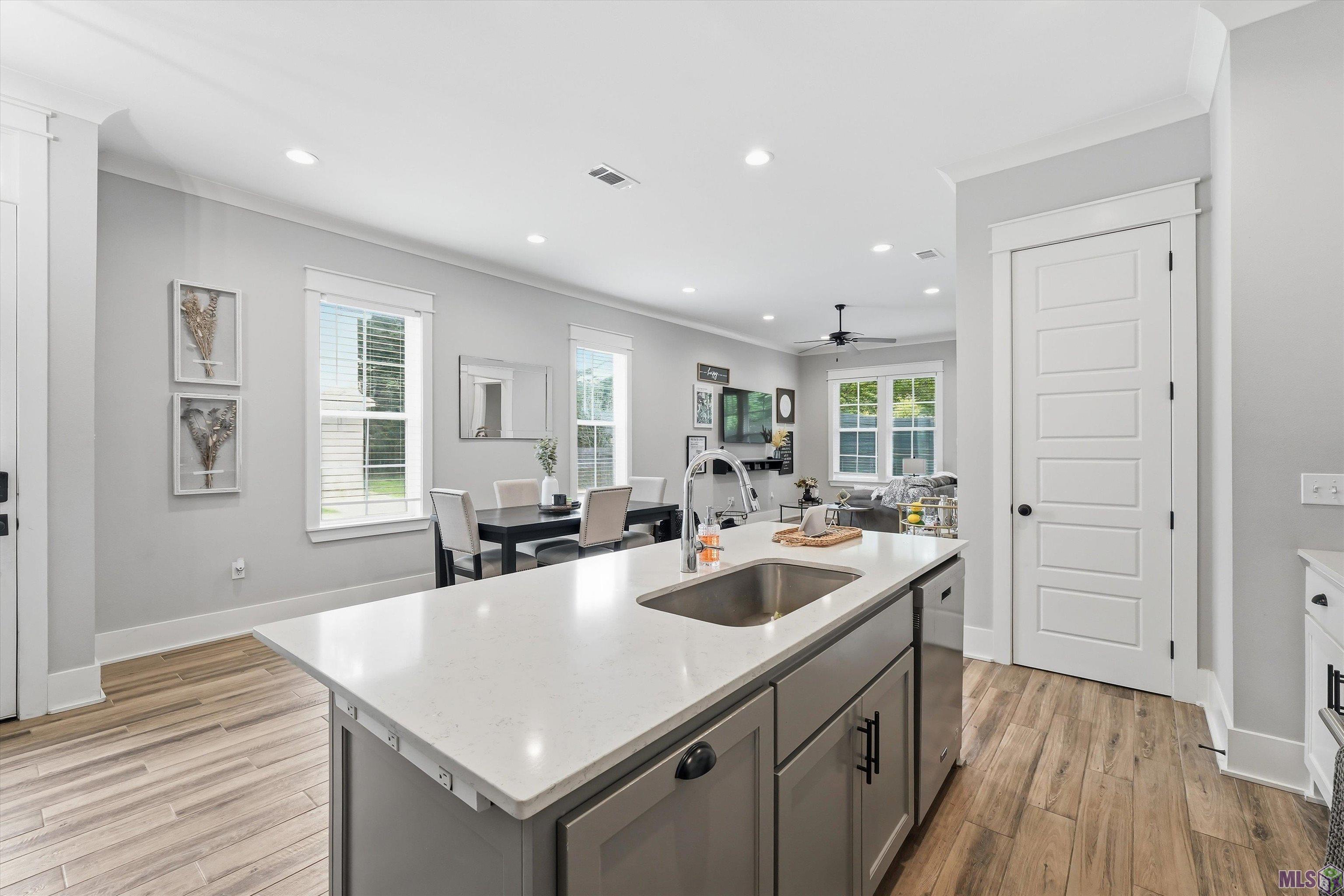 305 St Thomas Lane Baton Rouge, LA 70806 - Photo 8 of 17