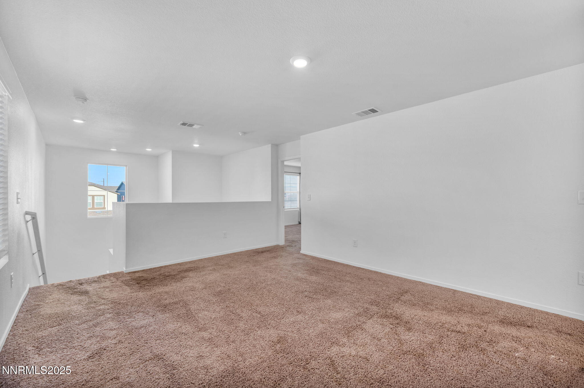 9602 Nautical Mile Road Reno, NV 89506 - Photo 12 of 25 31-web-or-mls-9602-nautical-mile-rd