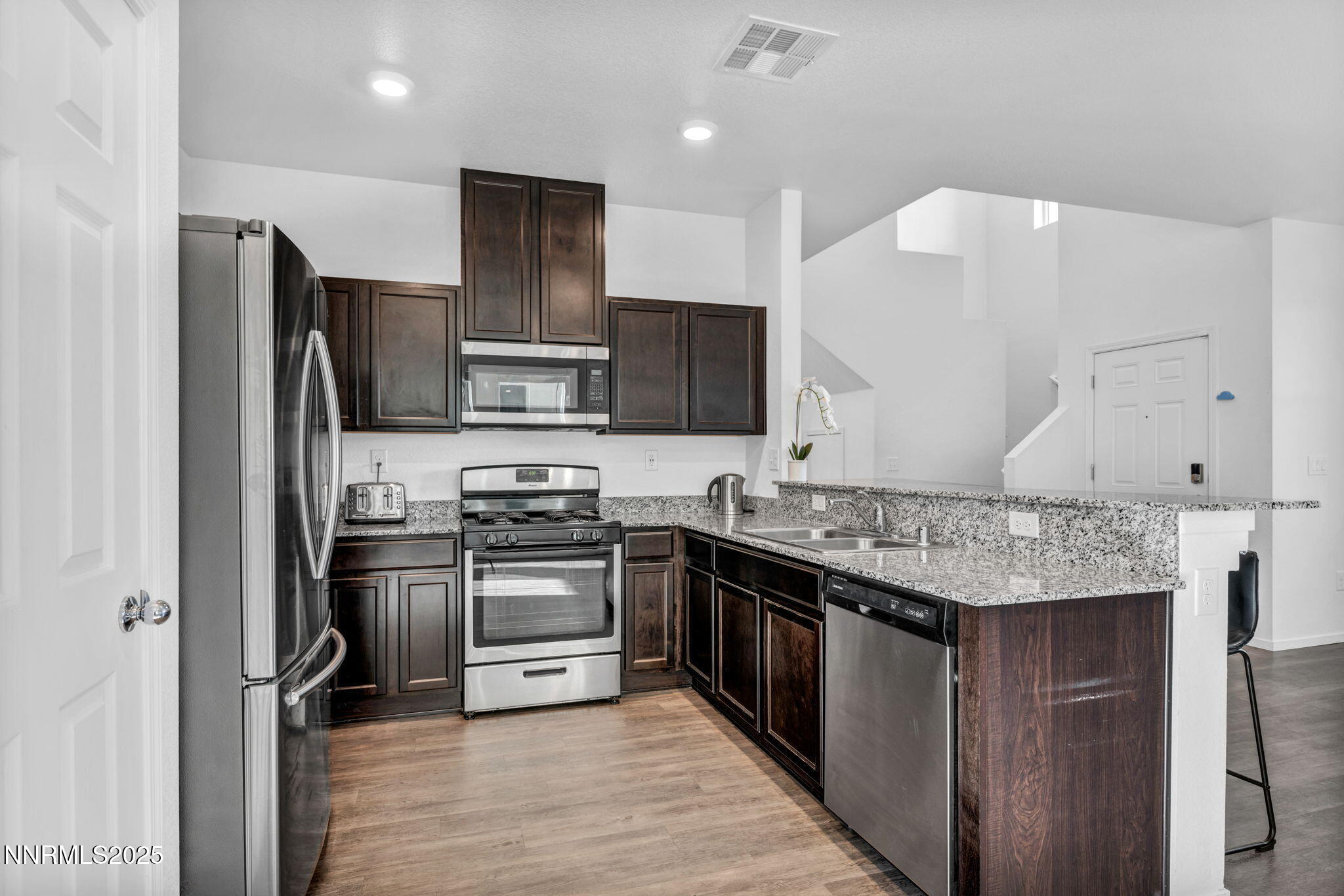 9602 Nautical Mile Road Reno, NV 89506 - Photo 6 of 25 52-web-or-mls-9602-nautical-mile-rd