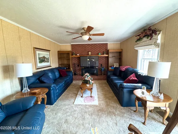 $185,000 | 3656 Highway 16, Canton, MS 39046