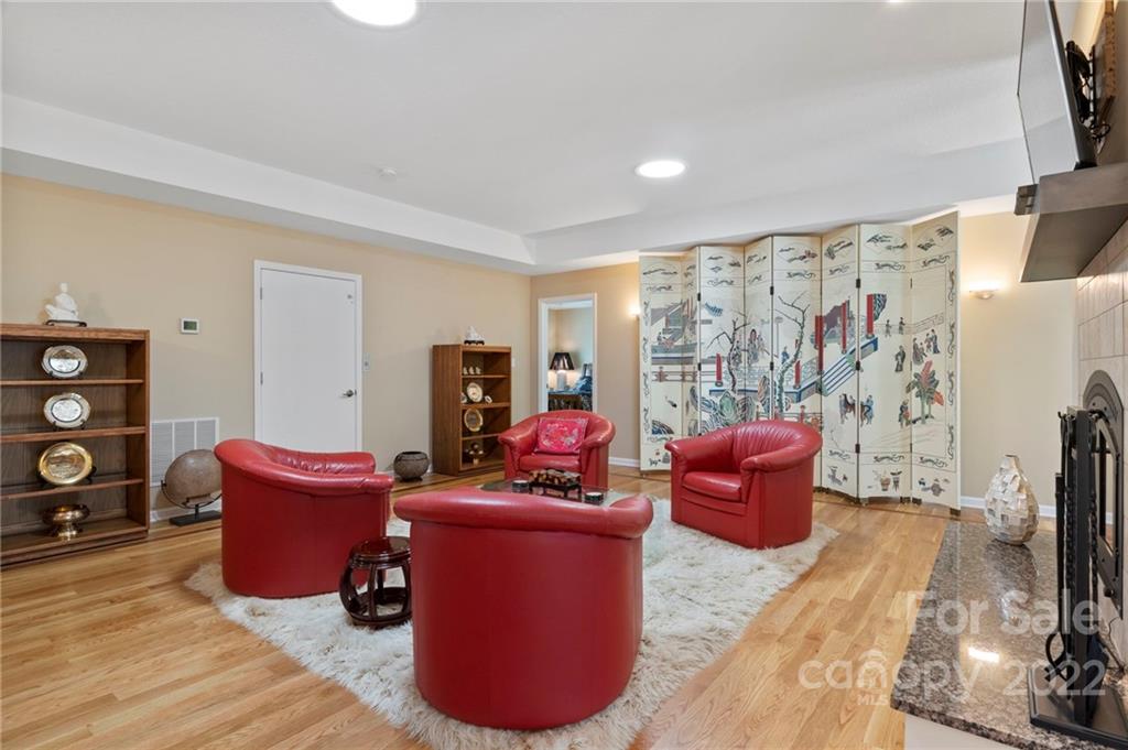 11 Charlie Riddle Lane Swannanoa, NC 28778 - Photo 15 of 33 Gallery Image 15
