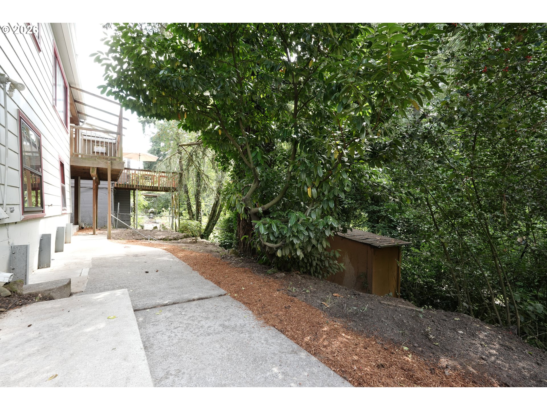 7925 Southwest 11th Avenue Portland, OR 97219 - Photo 36 of 39