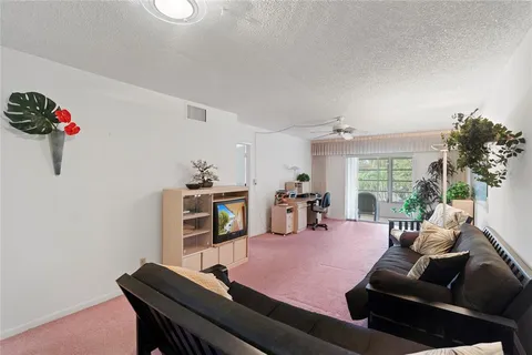 $105,000 | 700 Southeast 6th Avenue, Unit 314, Deerfield Beach, FL 33441