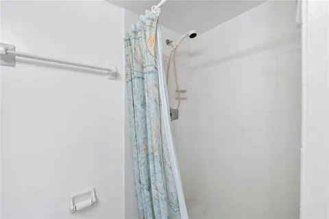 $105,000 | 700 Southeast 6th Avenue, Unit 314, Deerfield Beach, FL 33441