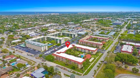 $105,000 | 700 Southeast 6th Avenue, Unit 314, Deerfield Beach, FL 33441