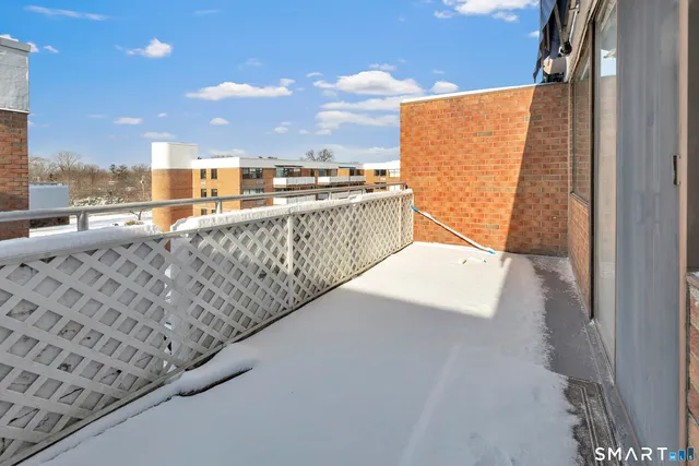 $211,000 | 50 Birdseye Street, Unit 409A, Stratford, CT 06615