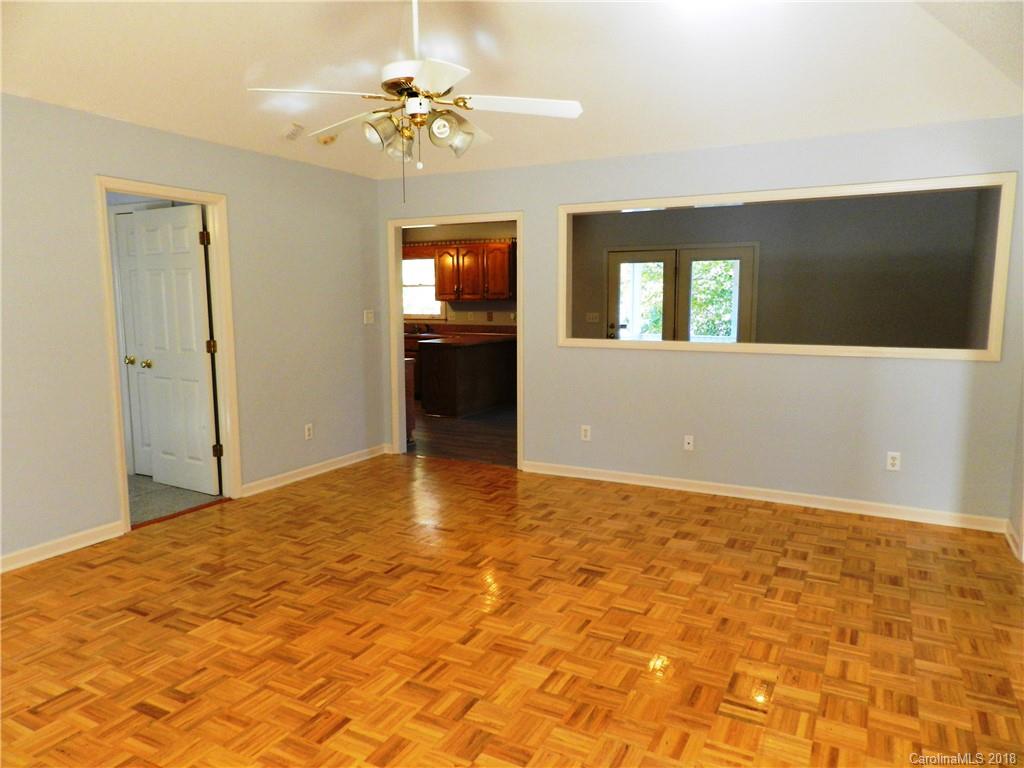 5219 Spring Glen York, SC 29745 - Photo 10 of 36 Gallery Image 10