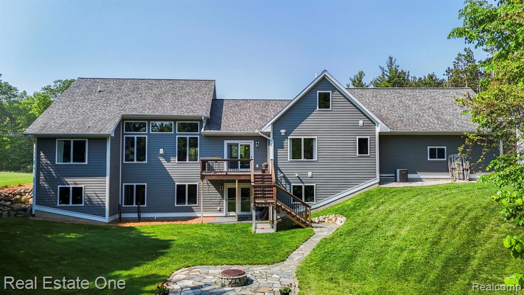 802 East Potter Road Traverse City, MI 49696 - Photo 9 of 83 Gallery Image 9
