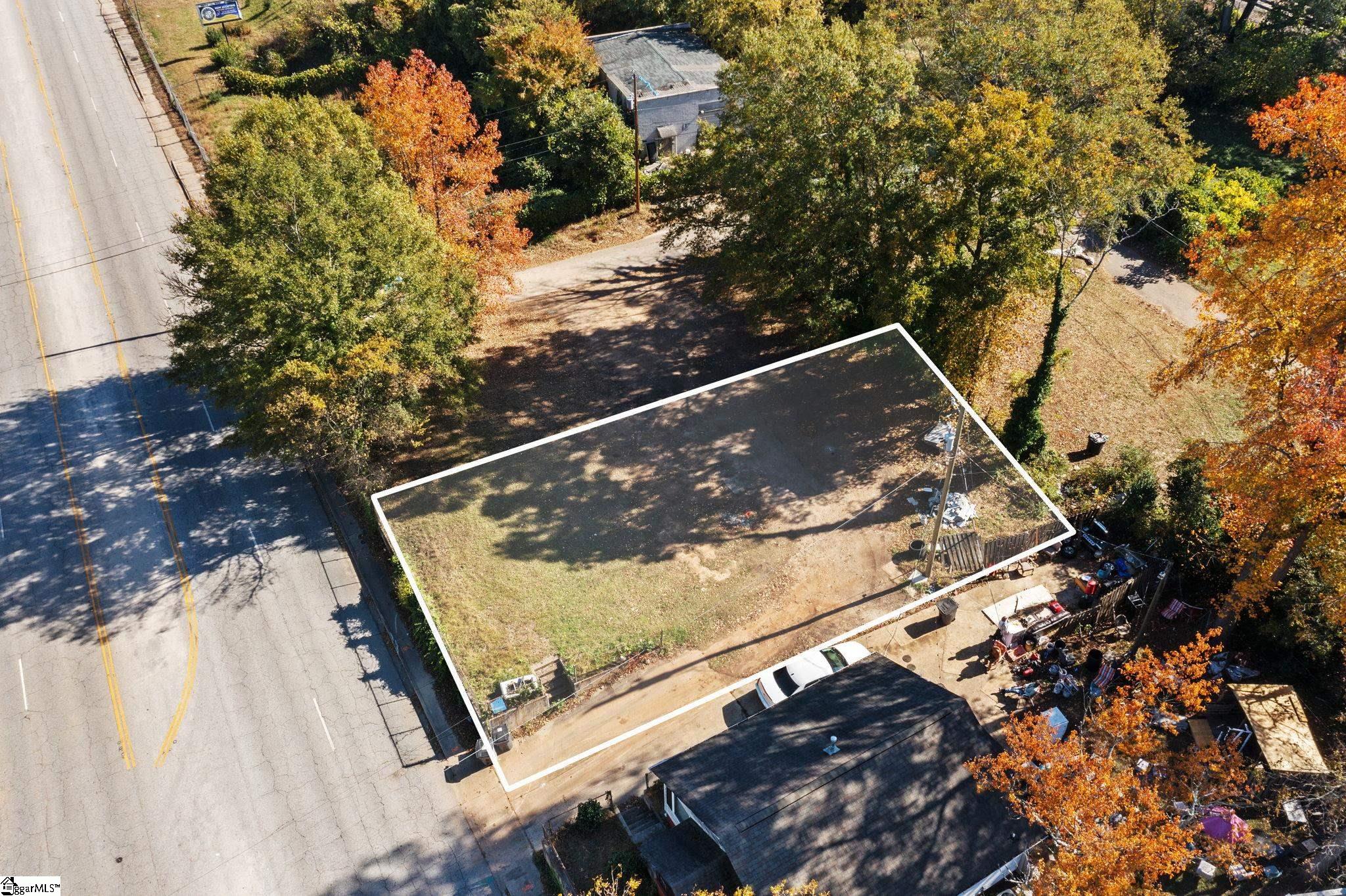931 Anderson Road Greenville, SC 29601 - Photo 1 of 16 Gallery Image 1