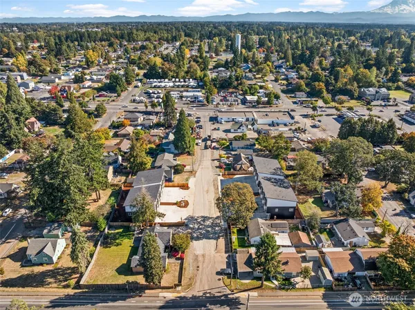 $1,200,000 | 319 118th Street South, Unit 3, Tacoma, WA 98444