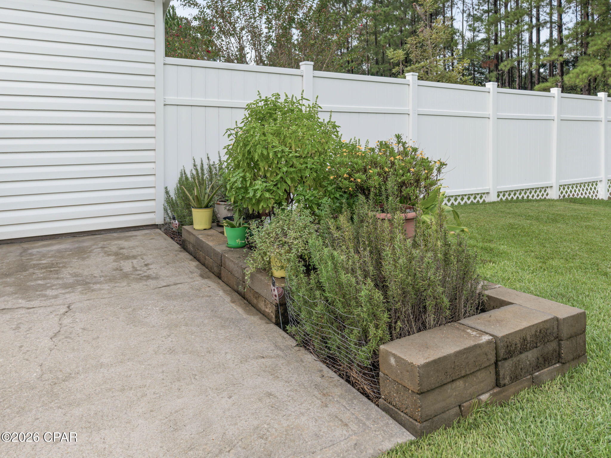 2434 Topaz Road Cottondale, FL 32431 - Photo 24 of 47 Gallery Image 24